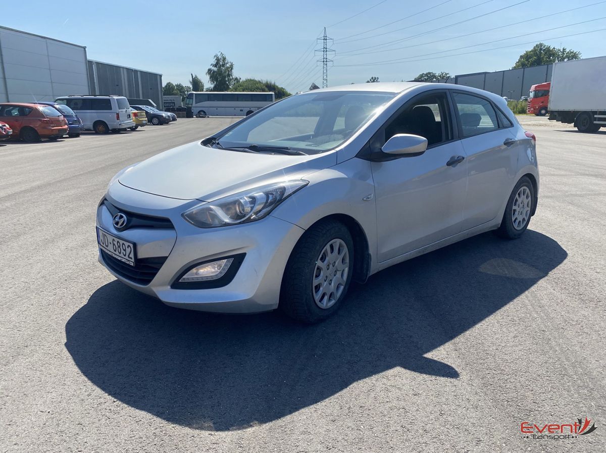 Hyundai i30 — auto noma