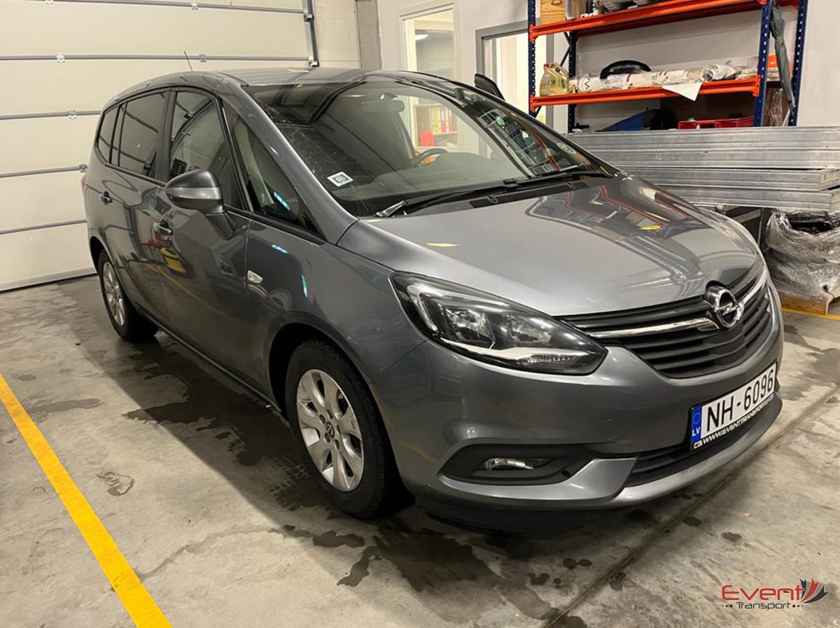 Opel Zafira — auto noma